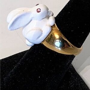 KATE SPADE WHITE BUNNY RABBIT STATEMENT RING 7